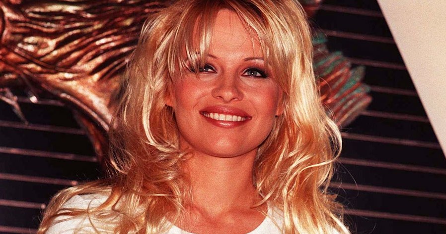 Pamela Anderson / Denny Keeler / Contributor /Getty Images
