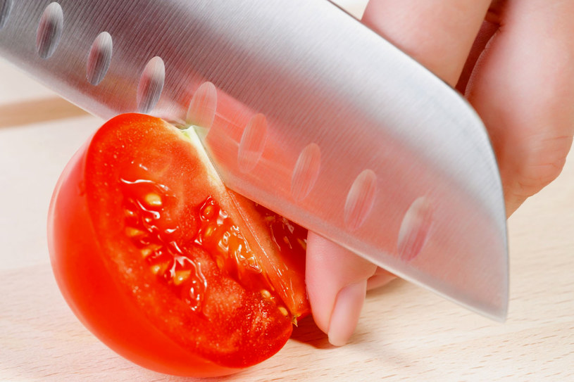 Pamiętajmy, że noże warto ostrzyć regularnie, po każdej większej pracy kuchennej /123RF/PICSEL