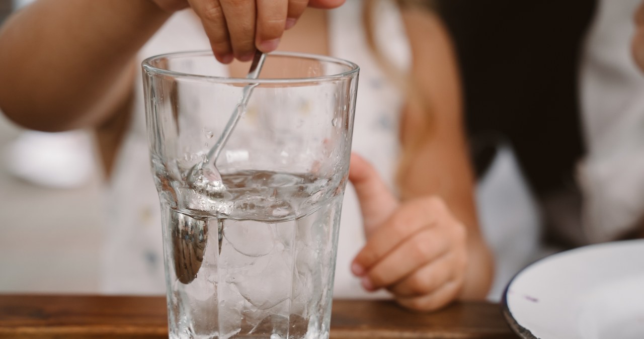 Pamiętajmy, że ocet jabłkowy zawsze rozcieńczamy