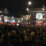 "Pamiętam komunę i nie chcę powrotu do tego". Polacy protestowali w obronie sądów