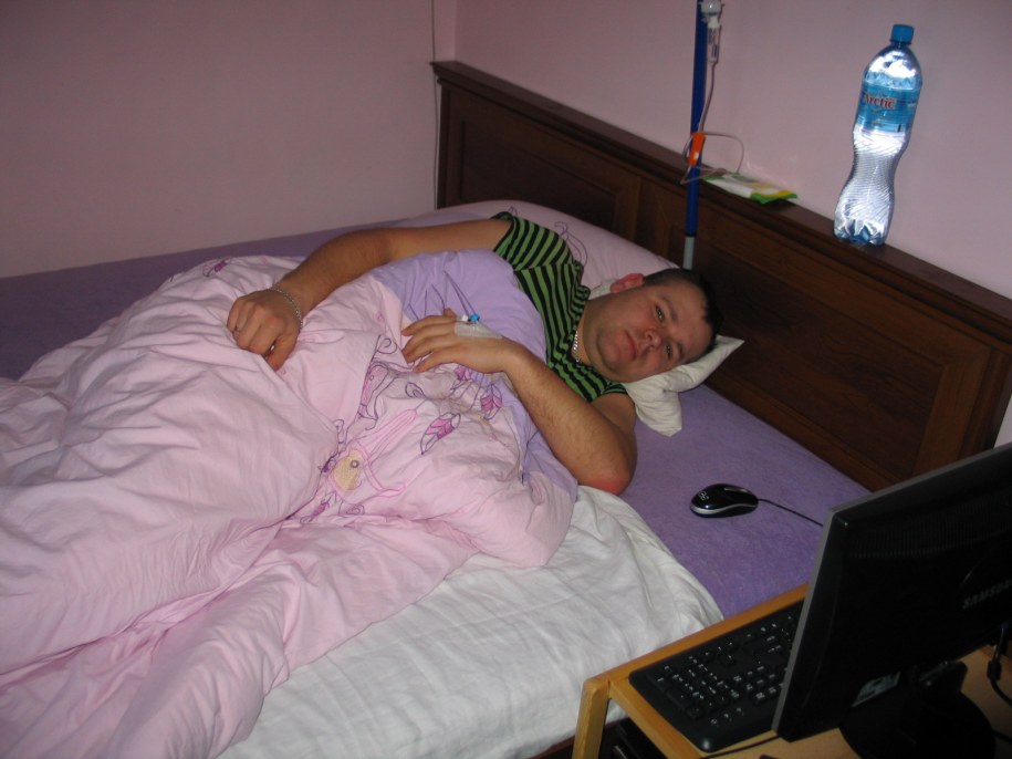 Pan Radosław musi przez miesiąc bezwzględnie leżeć &nbsp; /RMF FM