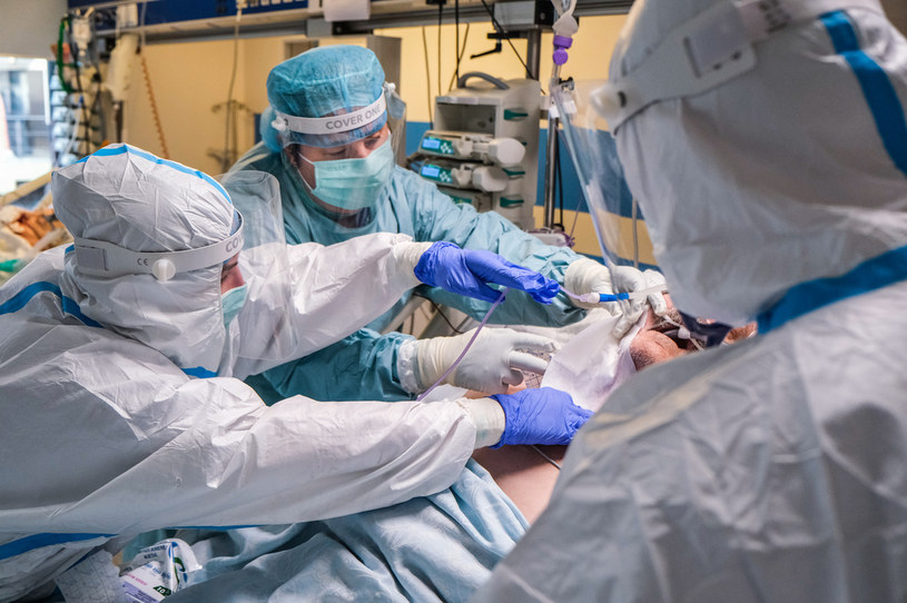 Pandemia COVID-19 w Polsce /ANADOLU AGENCY /Getty Images