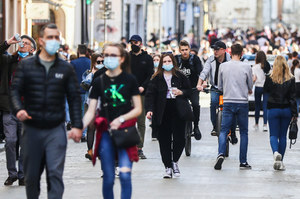 Pandemia koronawirusa. Nowe badanie o skuteczności maseczek