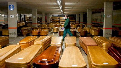 Pandemia koronawirusa. Prawie tysiąc zgonów w Hiszpanii w ciągu doby