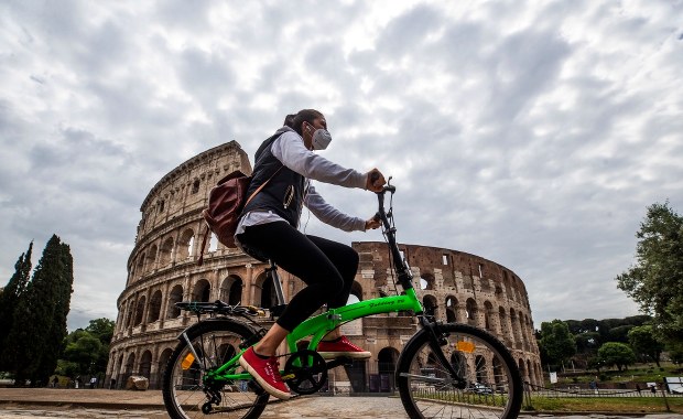 Pandemia koronawirusa we Włoszech: Liczba przypadków śmiertelnych najniższa od niemal 2 miesięcy