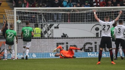 Panel FIFA zdecydował o wprowadzeniu VAR do przepisów