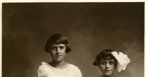 Pani Alina Dąbrowska z rodzeństwem: siostrami Jadwiga i Henryka oraz bratem Zenonem /archiwum prywatne