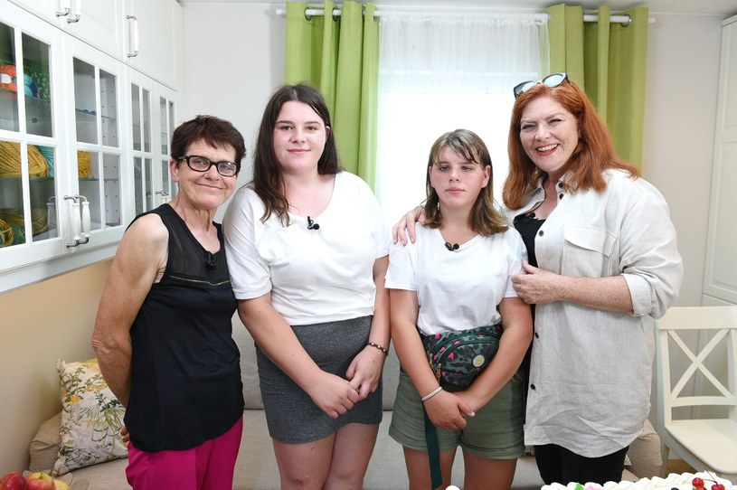 Pani Irena z córkami Kasią i Emilką /Polsat /Polsat