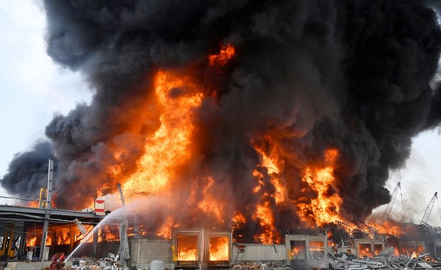 Panika w Bejrucie. W porcie znowu wybuchł pożar
