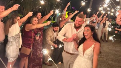 Panna młoda zginęła w wypadku. Wciąż miała na sobie suknię ślubną