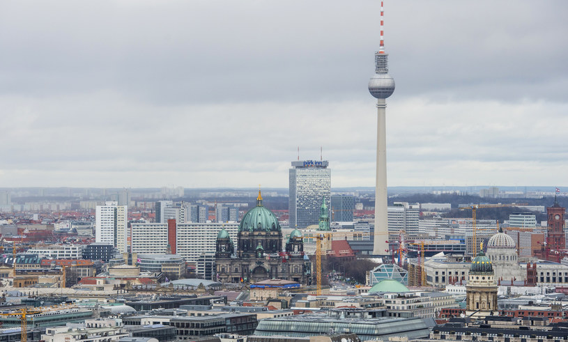 Panorama Berlina Wschodniego / zdj. ilustracyjne /JOHN MACDOUGALL / AFP /AFP