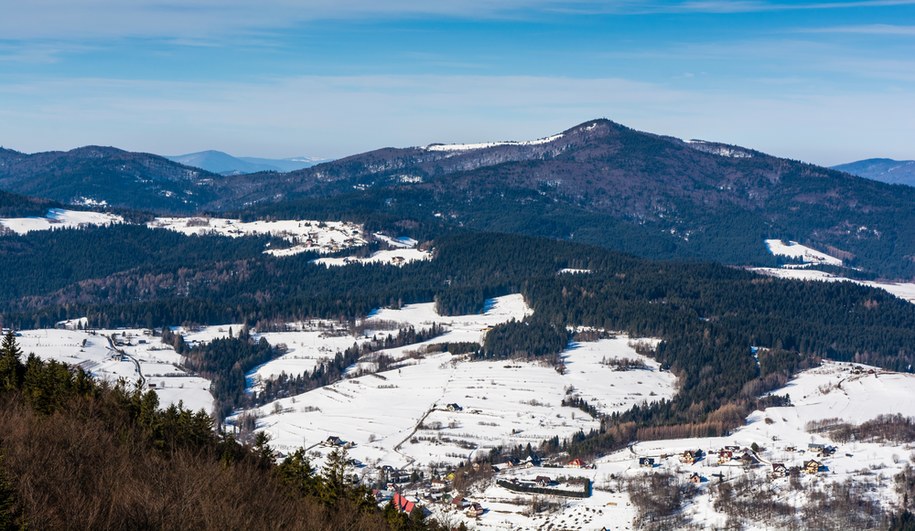 Panorama Beskidu Wyspowego /Shutterstock