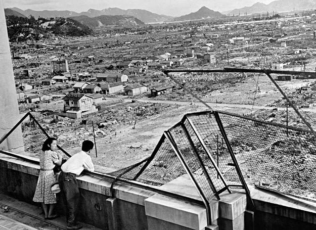 Panorama Hiroszimy trzy lata po wybuchu bomby atomowej /AFP