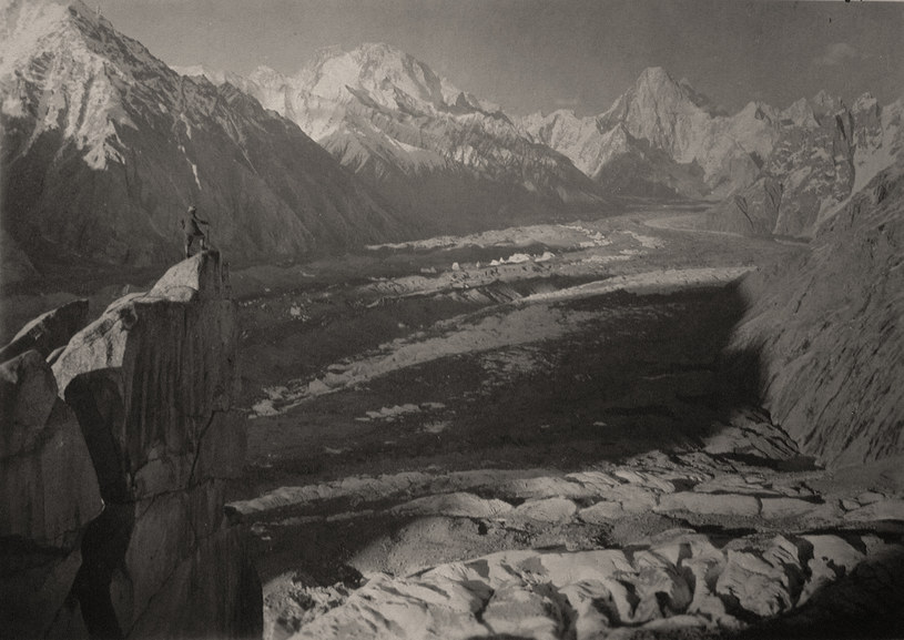 Panorama lodowca Baltoro ze szczytu Urdokas (Karakorum), Massimo Terzano, 1929, ©Società Geografica Italiana /materiały prasowe