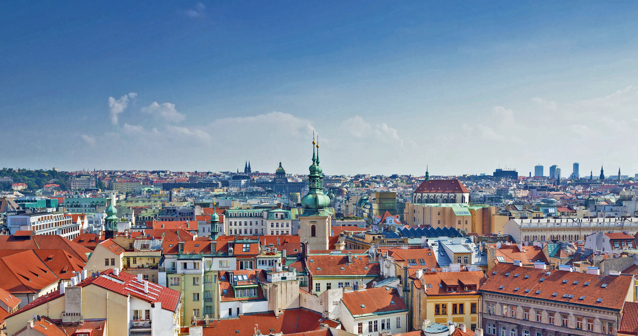 Panorama Pragi / Natalia Volkova  /123RF/PICSEL