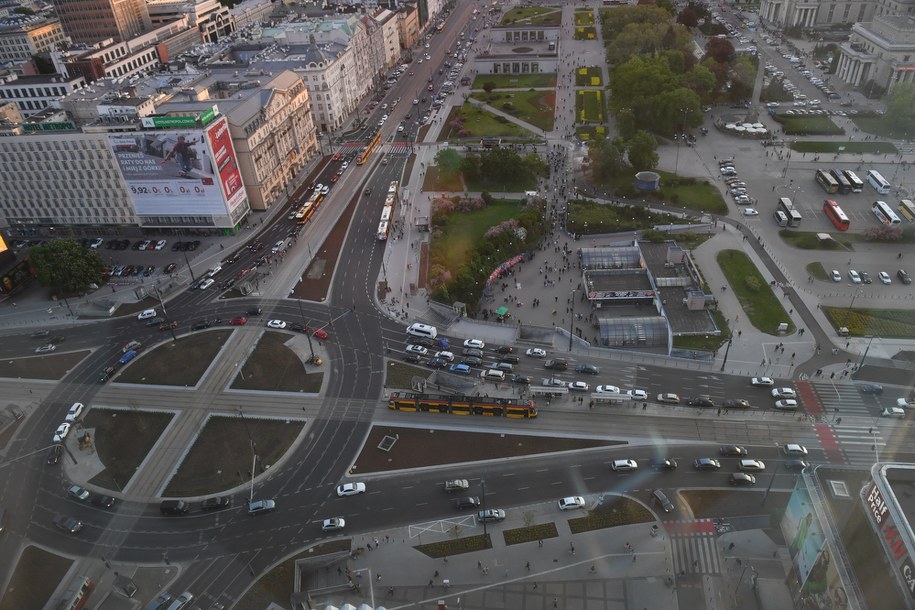 Zmiany w centrum Warszawy. Od dzisiaj inaczej jedzie się ulicą Mysią