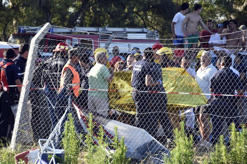 Panowanie nad autem straciła debiutująca w Rajdzie Dakar Chinka Gue Meiling /AFP