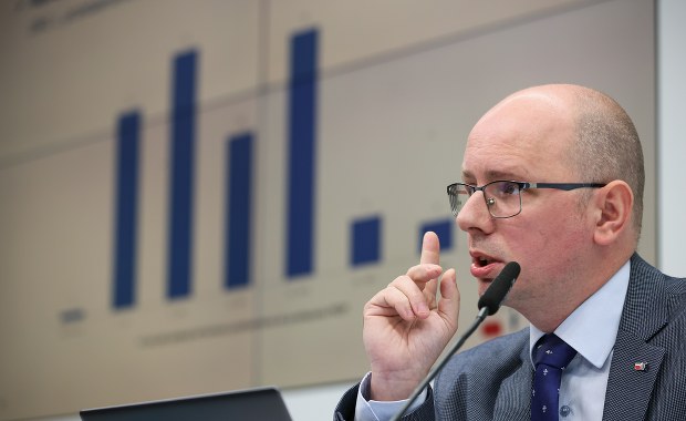 Państwowa Komisja ds. Pedofilii: 57 spraw dotyczy duchownych. Najliczniejsza grupa zawodowa