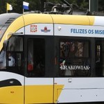 Papal tram kursuje już po ulicach Krakowa