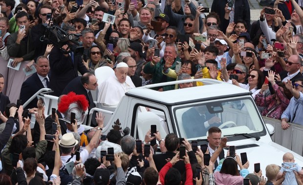 Papamobile Franciszka ze specjalną misją. Co zaplanował papież?