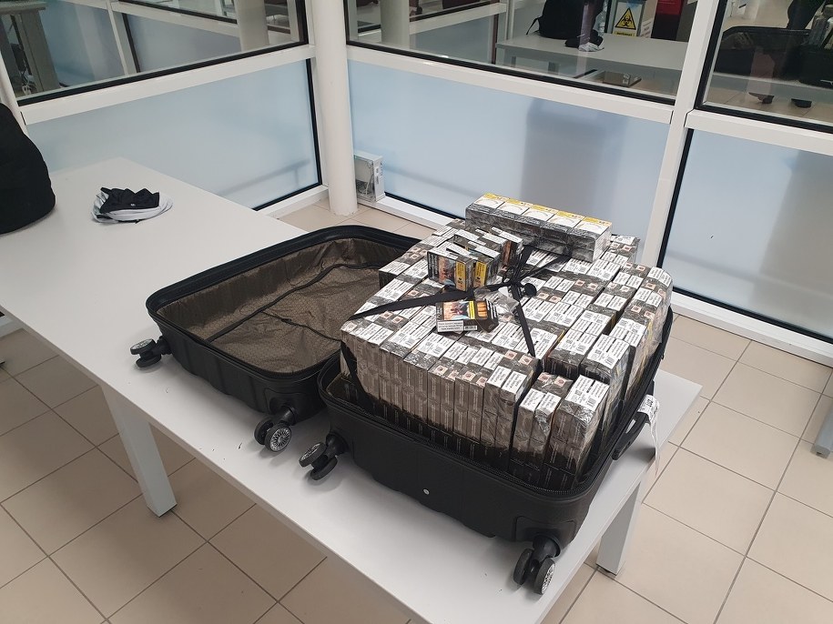 Papierosy przemycane przez Bułgara /Izba Administracji Skarbowej w Lublinie /