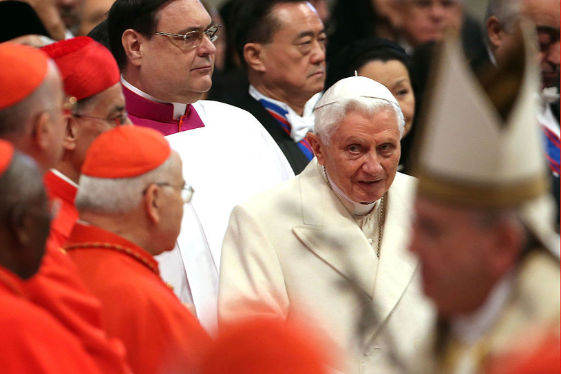 Papież Benedykt XVI abdykował w 2013 roku. Decyzję tłumaczył m.in. stanem swojego zdrowia /Franco Origlia/Getty Images /Getty Images
