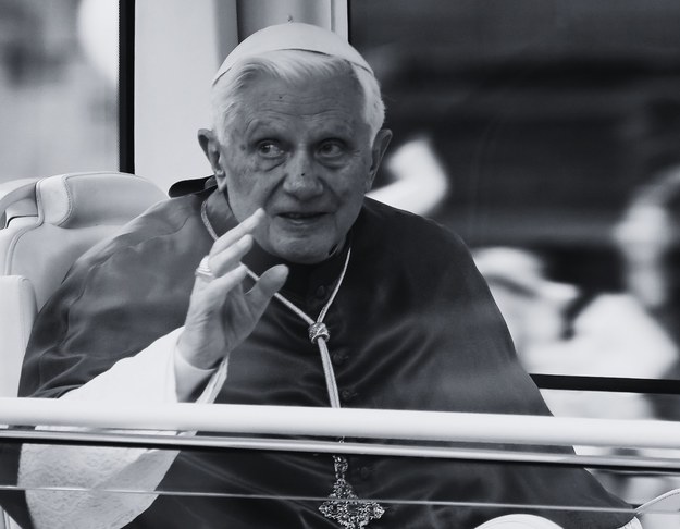 Papież Benedykt XVI w 2010 roku /Shutterstock