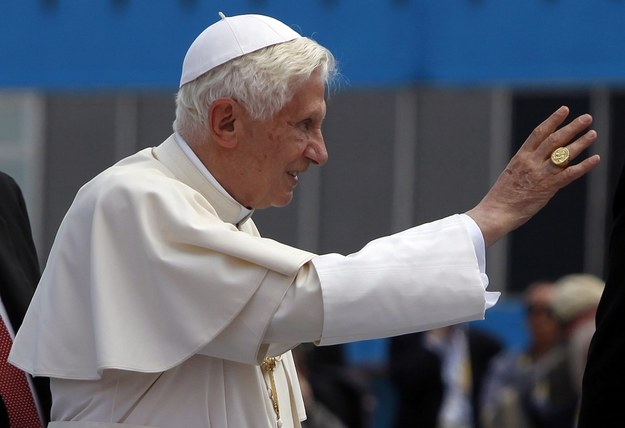 Papież Benedykt XVI /David Fernández    /PAP/EPA
