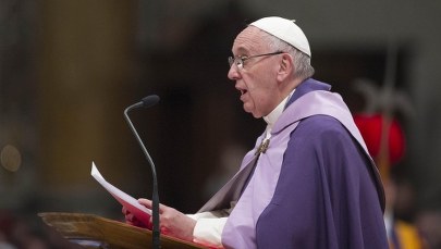 Papież chwali most humanitarny dla uchodźców z Syrii. "Pomoc ludziom uciekającym przed wojną"