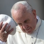Papież czeka na rozbitków