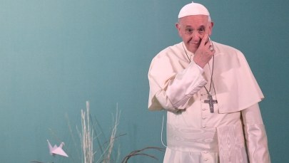 Papież: Czyny pedofilii rzuciły podejrzenia na całe duchowieństwo