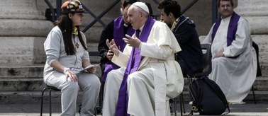 Papież do młodych: Szczęście to nie aplikacja, którą możecie ściągnąć na telefon