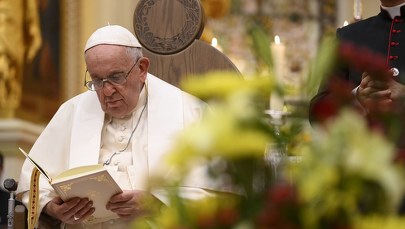 Papież do rdzennej ludności Kanady: Przybyłem w duchu pokutnym, z moimi ograniczeniami fizycznymi