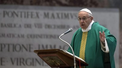 Papież do spowiedników: Nie okładajcie kijem ludzi w konfesjonale