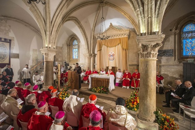 Papież Franciszek celebruje mszę w Jerozolimie /JACK GUEZ /PAP/EPA