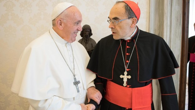 Papież Franciszek i kardynał Philippe Barbarin /VATICAN PRESS OFFICE HANDOUT /PAP/EPA