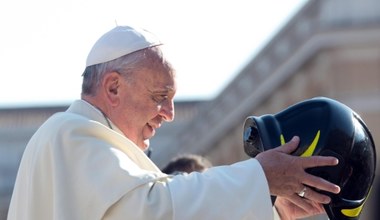 Papież Franciszek jak strażak