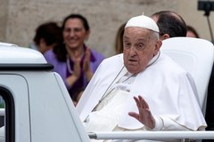 Papież Franciszek na pl. Świętego Piotra