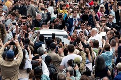 Papież Franciszek na pl. Świętego Piotra