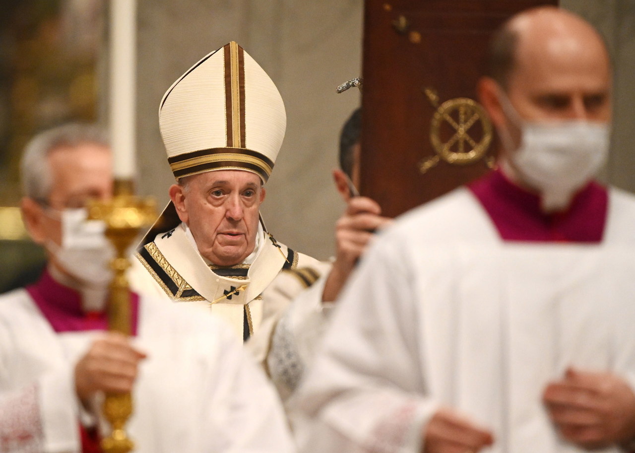 Papież Franciszek: Nienasyceni posiadaniem, rzucamy się do wielu żłobów próżności