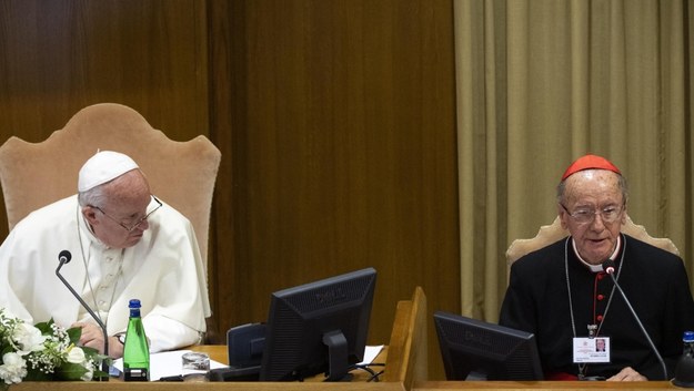Papież Franciszek (po lewej) i kardynał Claudio Hummes (po prawej) /CLAUDIO PERI /PAP/EPA