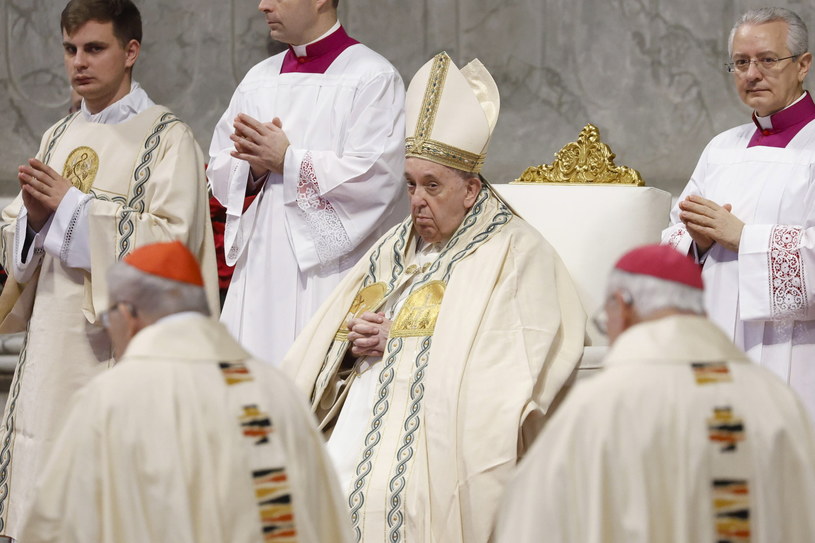 Papież Franciszek podczas noworocznej mszy /Fabio Frustaci /PAP/EPA