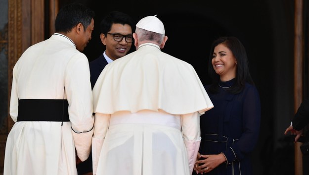 Papież Franciszek podczas pielgrzymki na Madagaskarze /LUCA ZENNARO /PAP/EPA