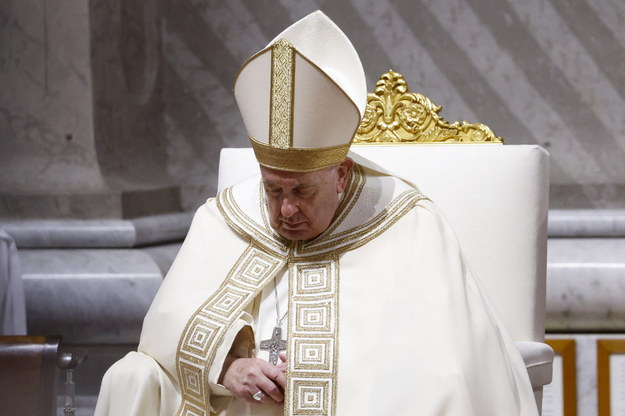 Papież Franciszek podczas sobotnich nieszporów na zakończenie roku /FABIO FRUSATCI  /PAP/EPA