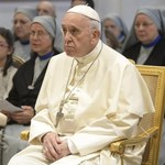 Papież Franciszek poprosił ofiary pedofilii o przebaczenie