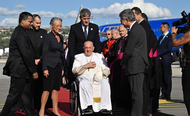Papież Franciszek przybył z dwudniową wizytą do Marsylii