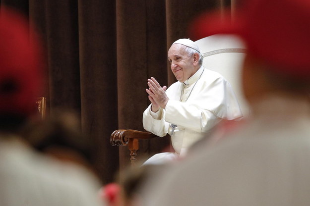 Papież Franciszek robi wiele, by wyjaśnić skandale w Kościele katolickim /GIUSEPPE LAMI /PAP/EPA