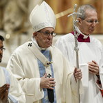 Papież Franciszek: Świat wydaje się coraz bardziej rozdarty