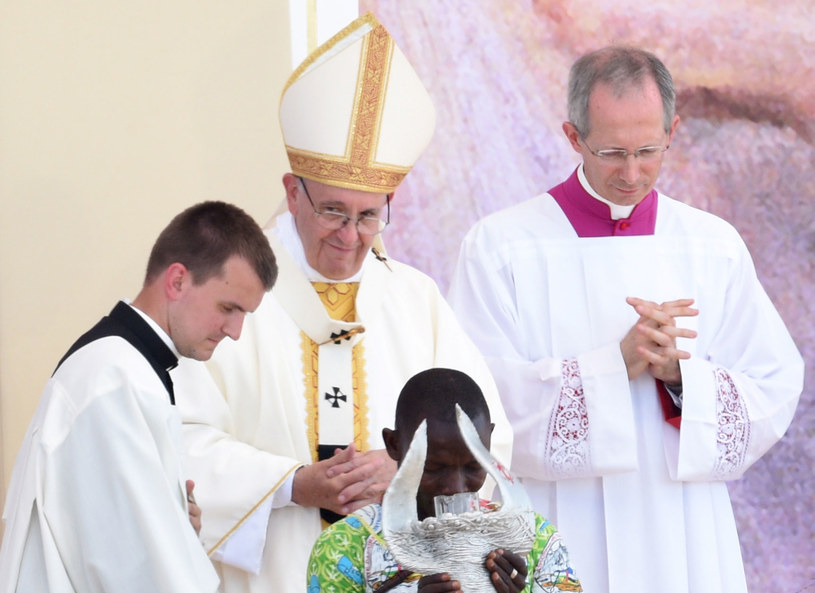 Papież Franciszek: To było duchowe "dotlenienie" /Jacek Turczyk /PAP