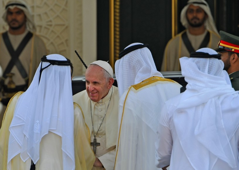 Papież Franciszek w Abu Zabi /AFP